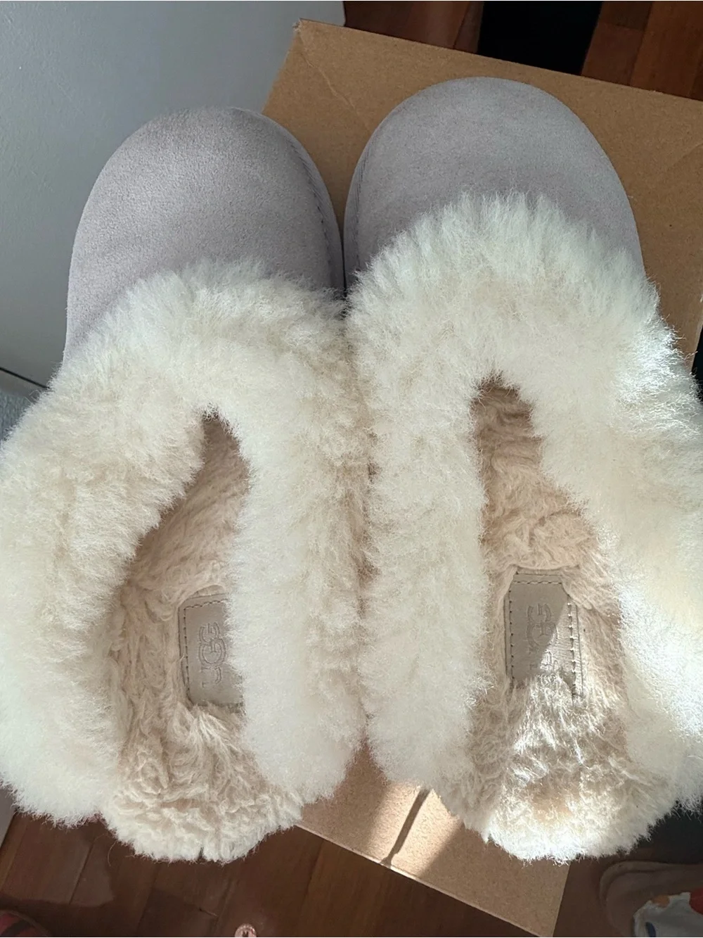 UGG kids Cream Suede Shearling-Lined Slip-On Slippers